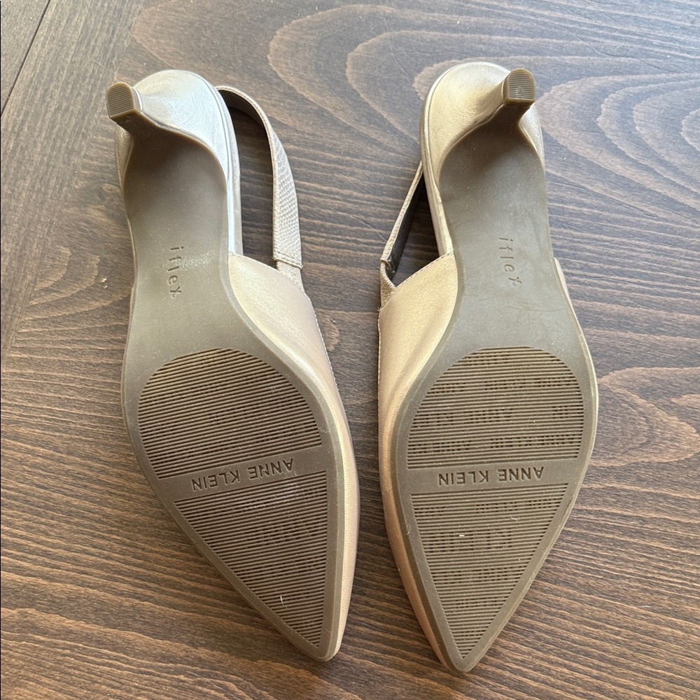 Anne Klein Metallic Nude/Gold Slingback Kitten Heels - Picture 2 of 3